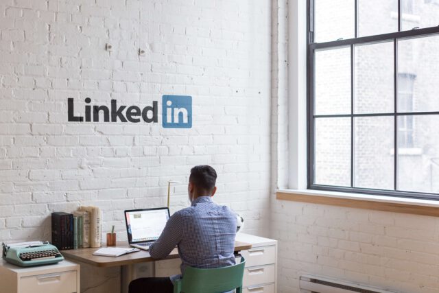 Inwestowanie publikacjami na LinkedInie