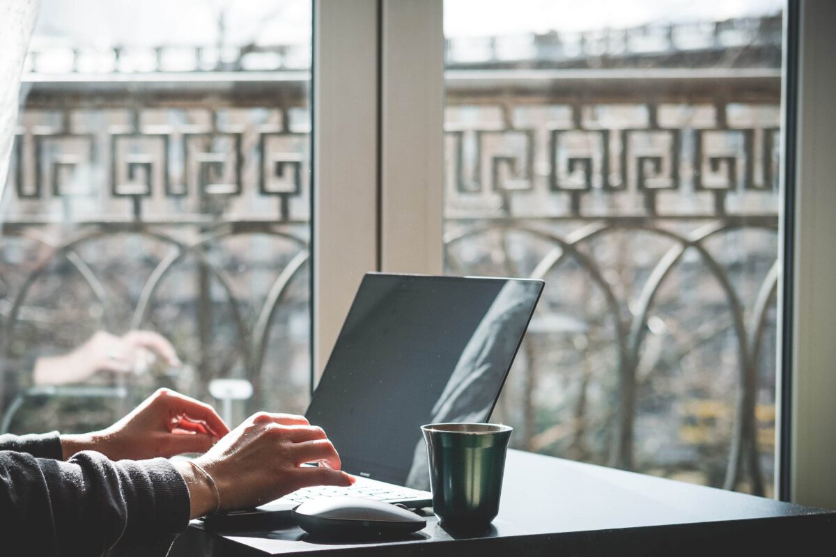 Pozycjonowanie usługi - czym różni się od SEO innych form?