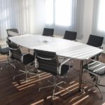 Wewnętrzny specjalista czy zewnętrzna agencja SEO