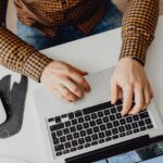 Infinite Scroll a SEO — czym jest i jakie są jego wady i zalety?