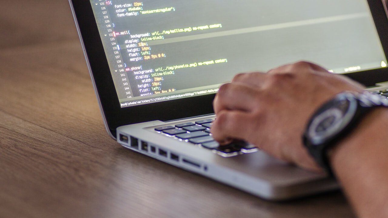Język HTML – podstawy i zastosowanie