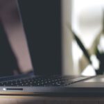 Reklama myjni samochodowej w Internecie — poradnik