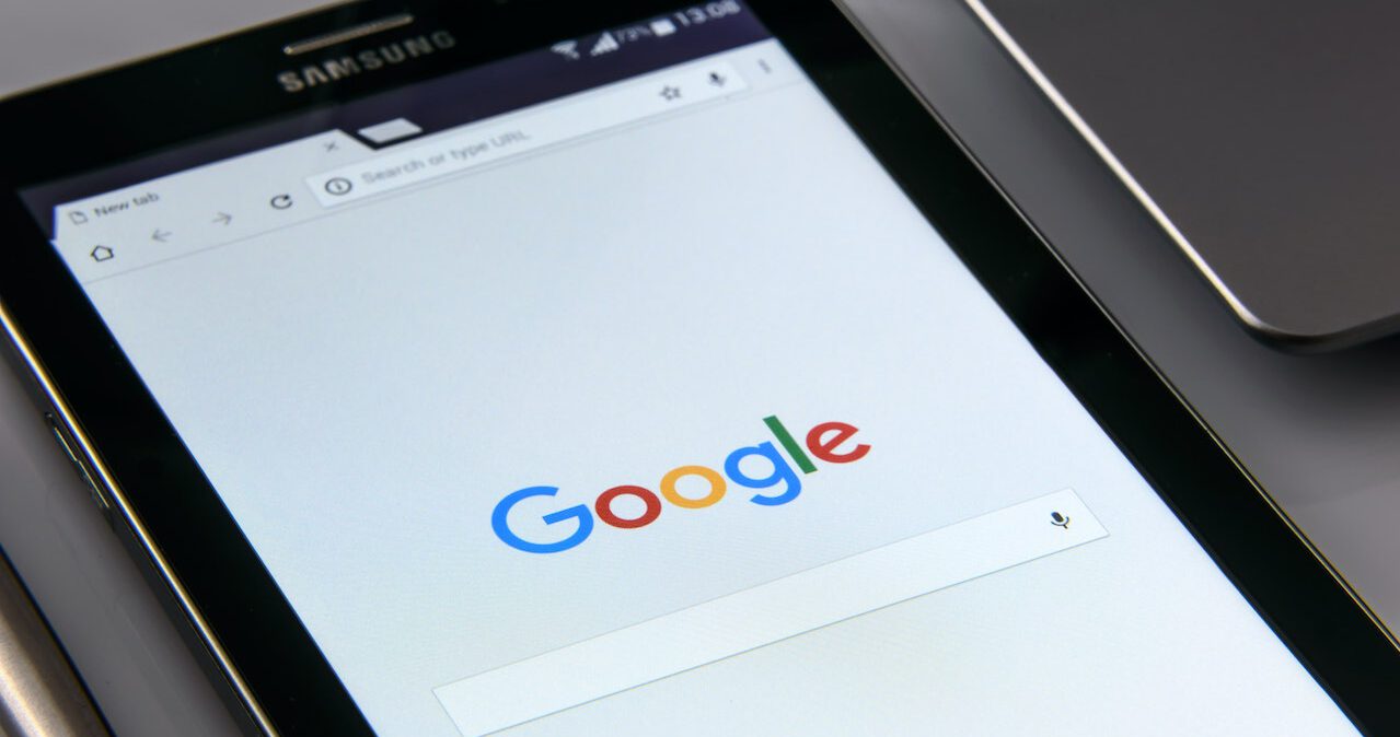 Dlaczego nie widać mojej opinii w Google?