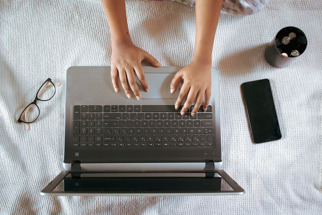 Jak forma reklamy ma wpływ na konwersję? – Przykłady