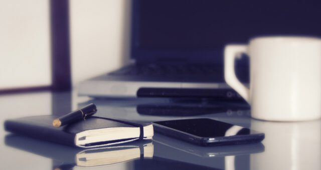Lazy loading — czym jest i kiedy się przydaje?