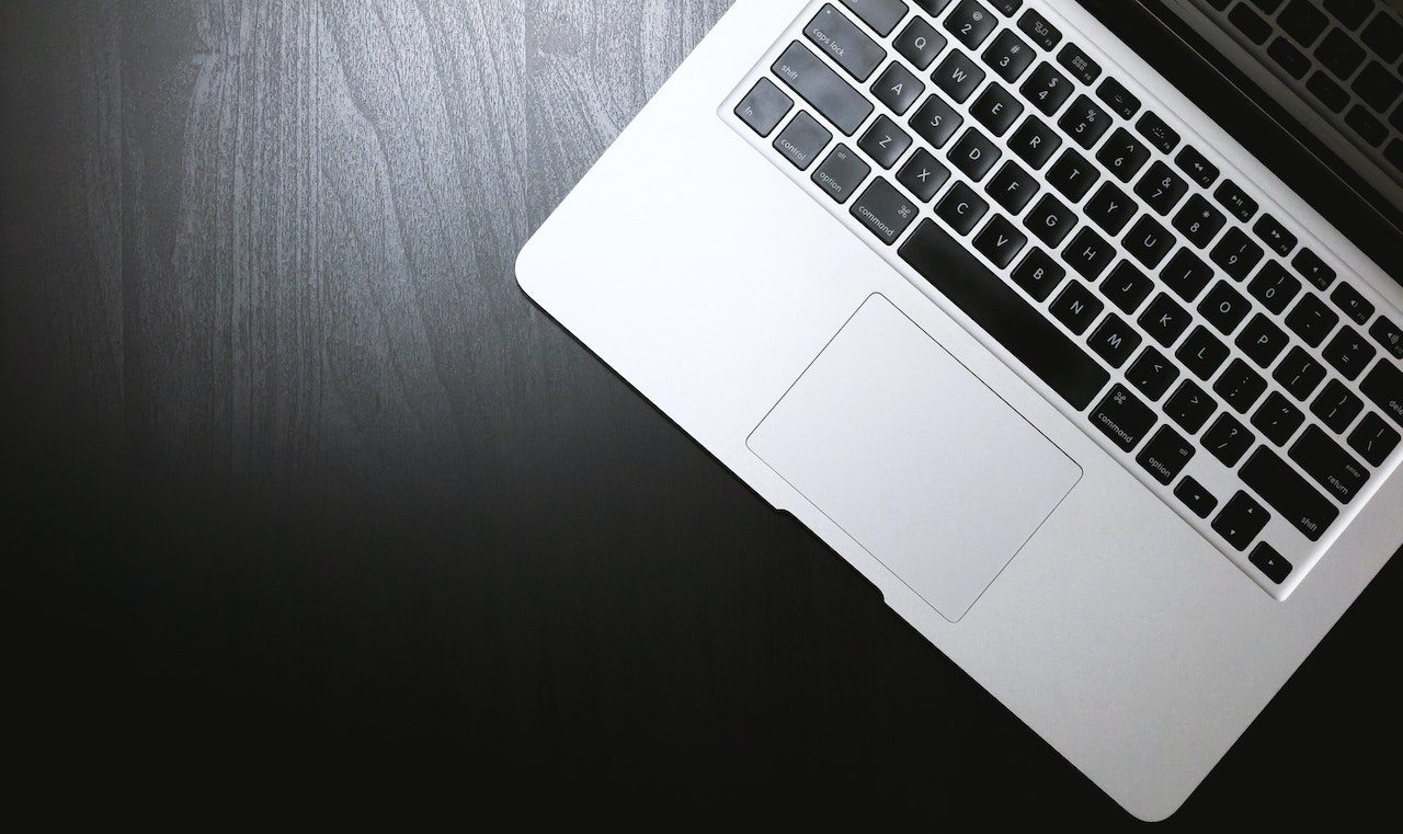 UX i UI design, co to jest i na czym polega praca UX designera?