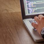 Strona internetowa w 2023 – jak prowadzić i stworzyć stronę internetową?