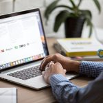 Jak pozycjonować stronę samemu? Poradnik SEO
