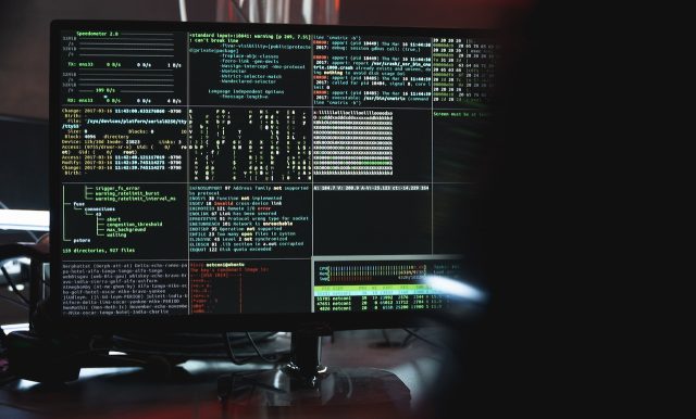 Co to DDoS? Jak bronić stronę przed atakiem?
