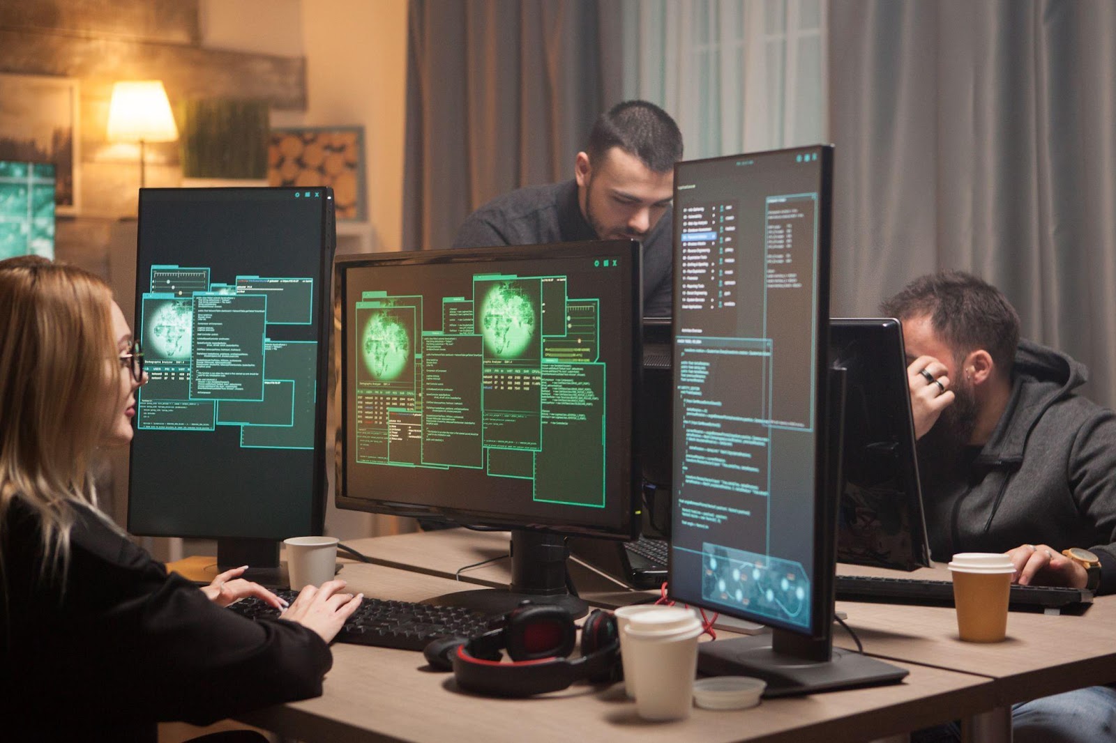 Co to DDoS? Jak bronić stronę przed atakiem?