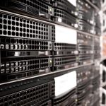 Czym jest serwer hostujący strony internetowe?