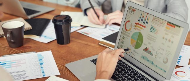 Strategia rozwoju firmy od podstaw – poradnik