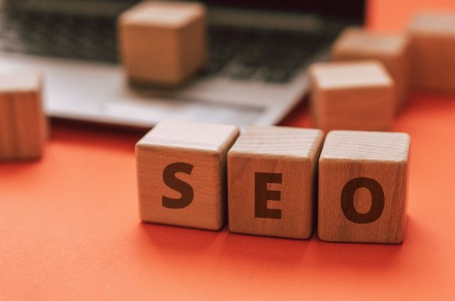 Sprawdzanie linku pod SEO – jak analizować backlinki?