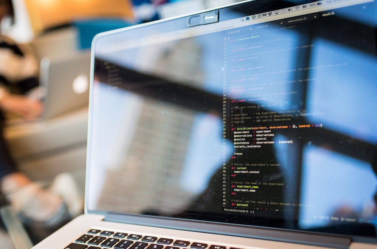 Czym jest web development?