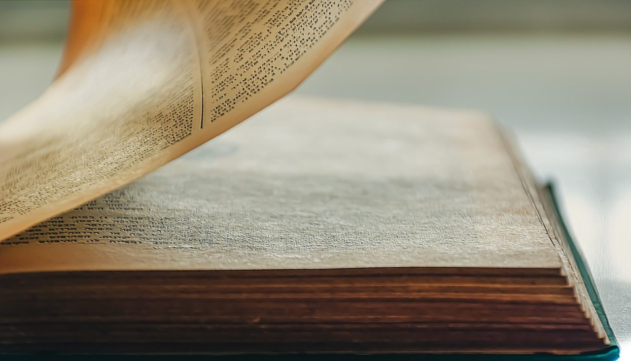Storytelling: co to jest? Jak wykorzystać opowieść w biznesie?