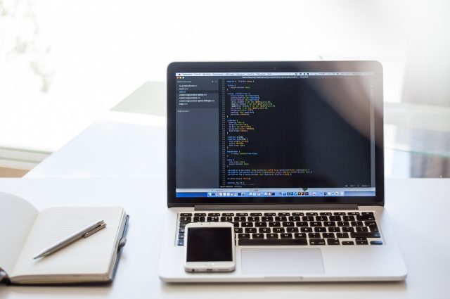 Jak dodać listę nienumerowaną w HTML?