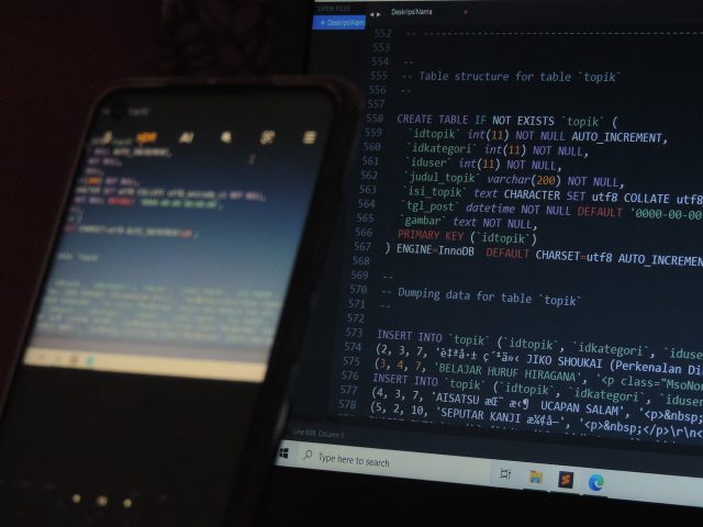 Jak wygląda atak SQL injection w praktyce? Przykłady i sposoby zabezpieczeń