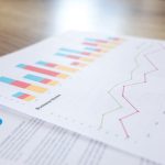 Analiza porównawcza – co to jest i jak ją przeprowadzić?