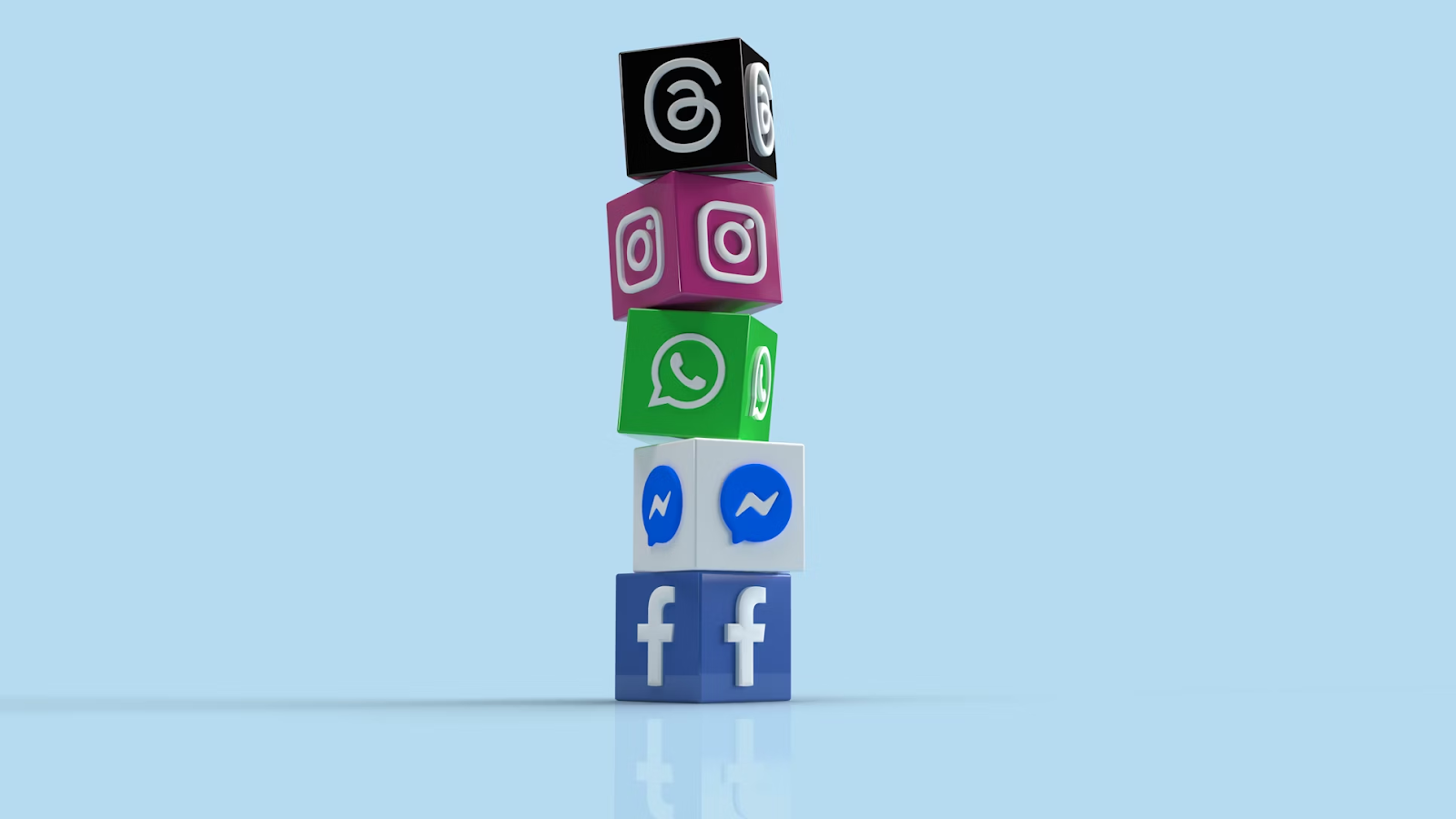 Co to jest NapoleonCat i jak pomaga w zarządzaniu social media?
