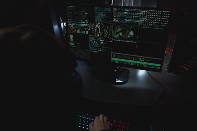 Co to jest exploit? Definicja i przykłady