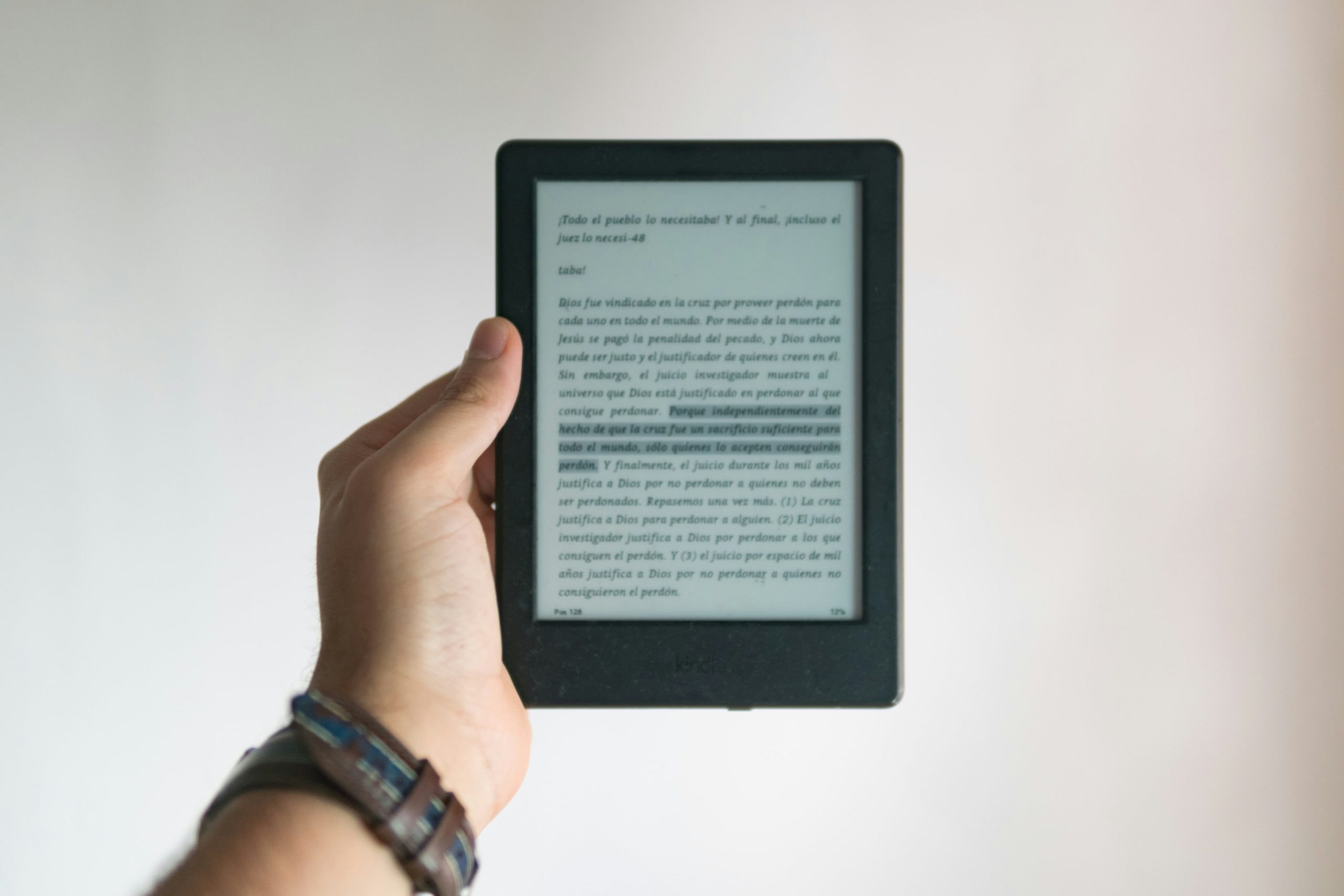 Audiobook i ebook – prawa autorskie oraz jak je chronić?