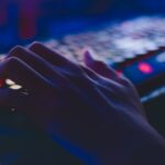 Lokalne modele AI (SLM AI) – czym są Small Language Models i jak działa lokalny model AI?