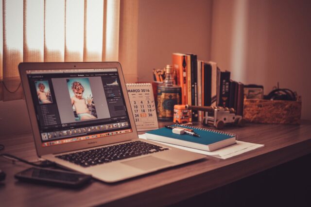 Google Flow: profesjonalny filmmaking z AI – jak Veo 3 zmienia produkcję wideo w 2025 roku