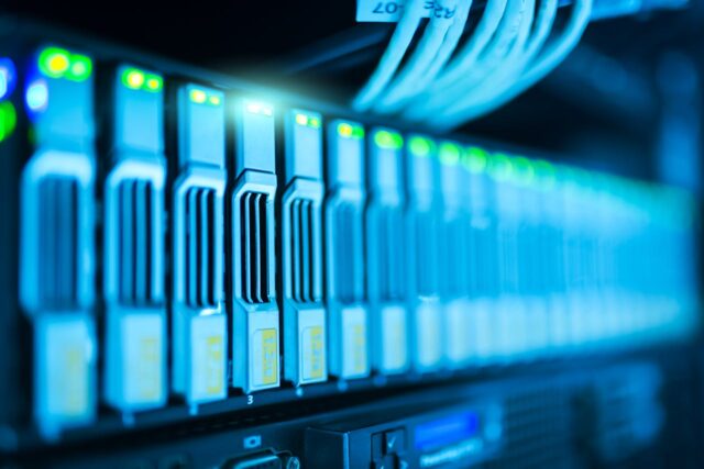 Co to jest DHCP? Serwer DHCP, port DHCP i zasada działania